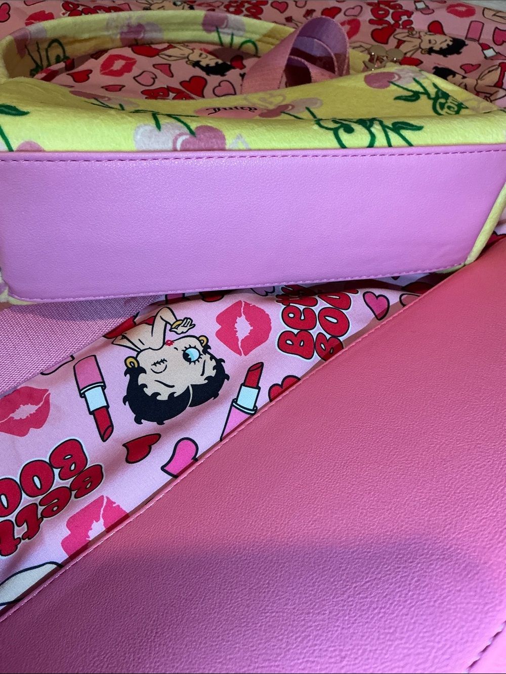 Juicy Couture Purse Bundle
Pink lemonade Tote and Retro Cherry purse π©·π - Picture 6 of 9